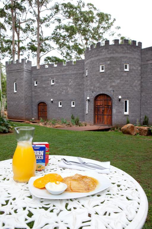 The Castle On Tamborine Hotell Mount Tamborine Exteriör bild